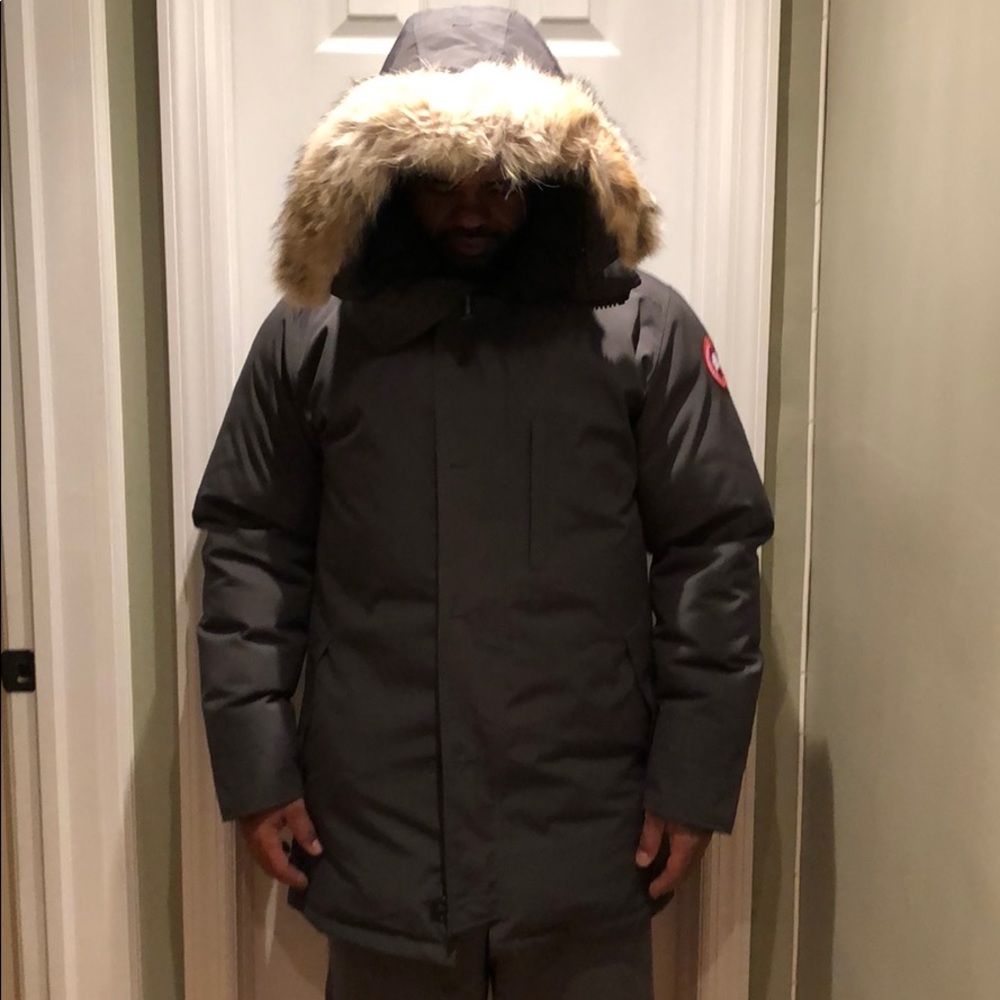 Men Canada Goose winter coat